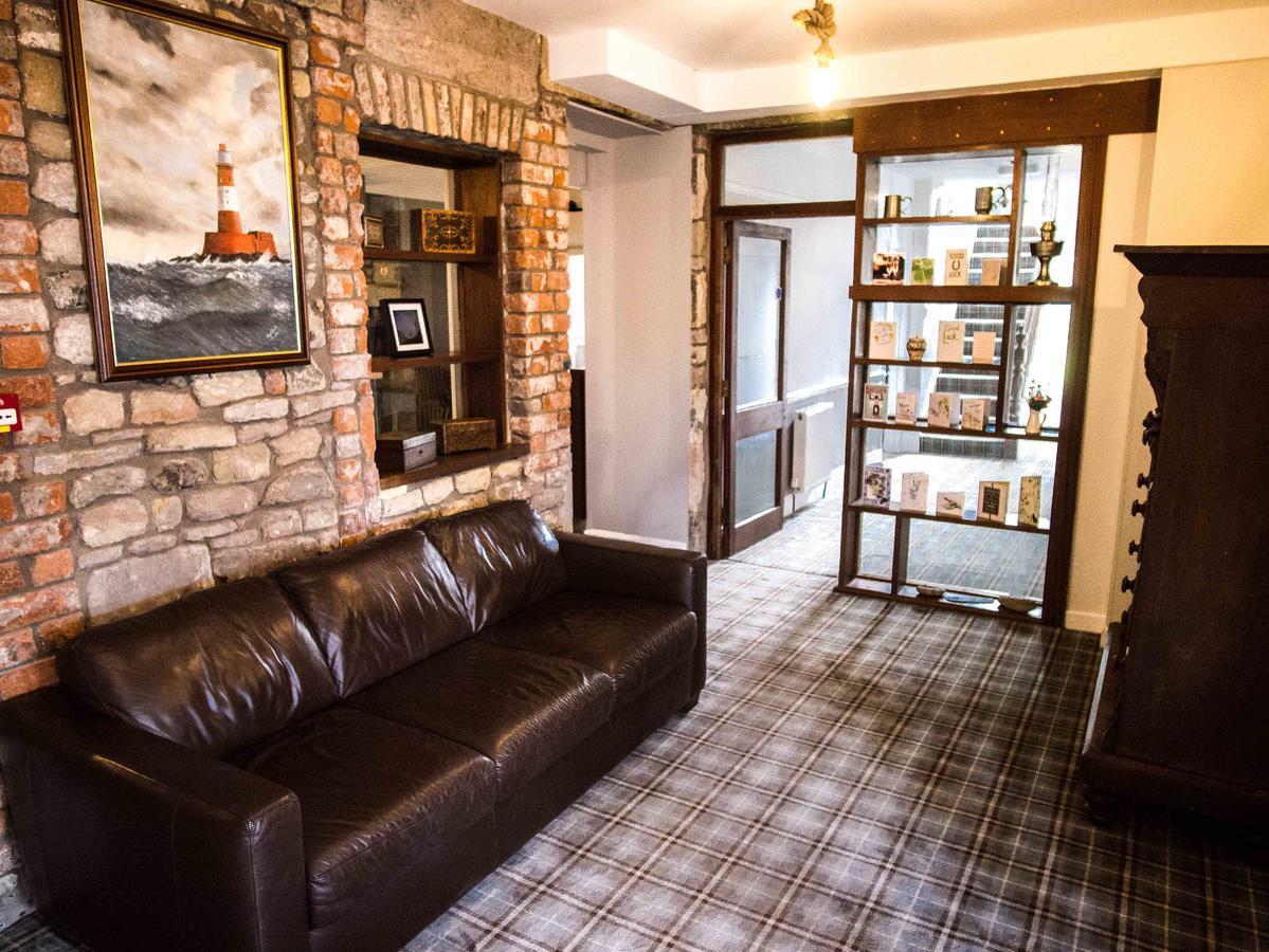 ホテル Longstone House Bed & Breakfast シーハウシズ エクステリア 写真